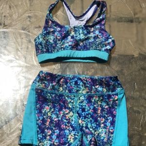 Girls sports bra and short set